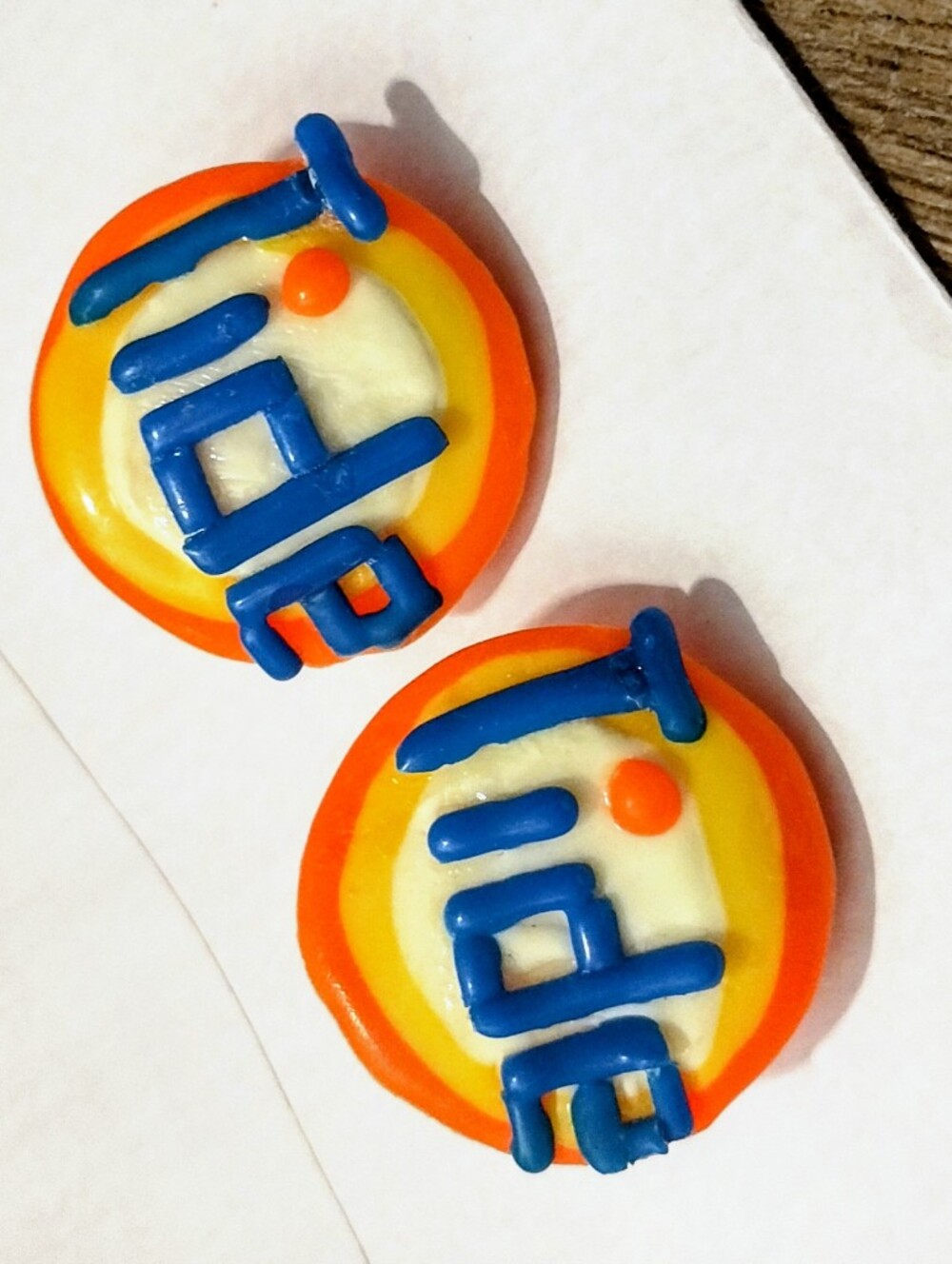 Vintage Handmade Tide Clip On Earrings 🔥